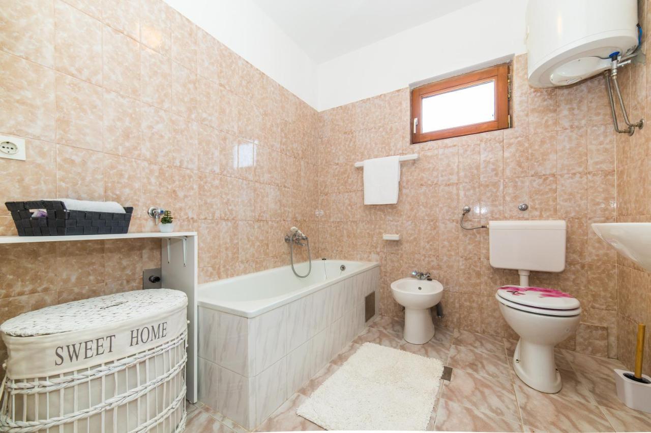 Holiday Home Villa Marija Radosic (Lecevica) Exterior foto